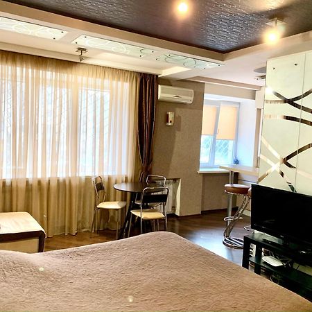Apartment In Kharkiv , Prospect Nauki 19A 외부 사진
